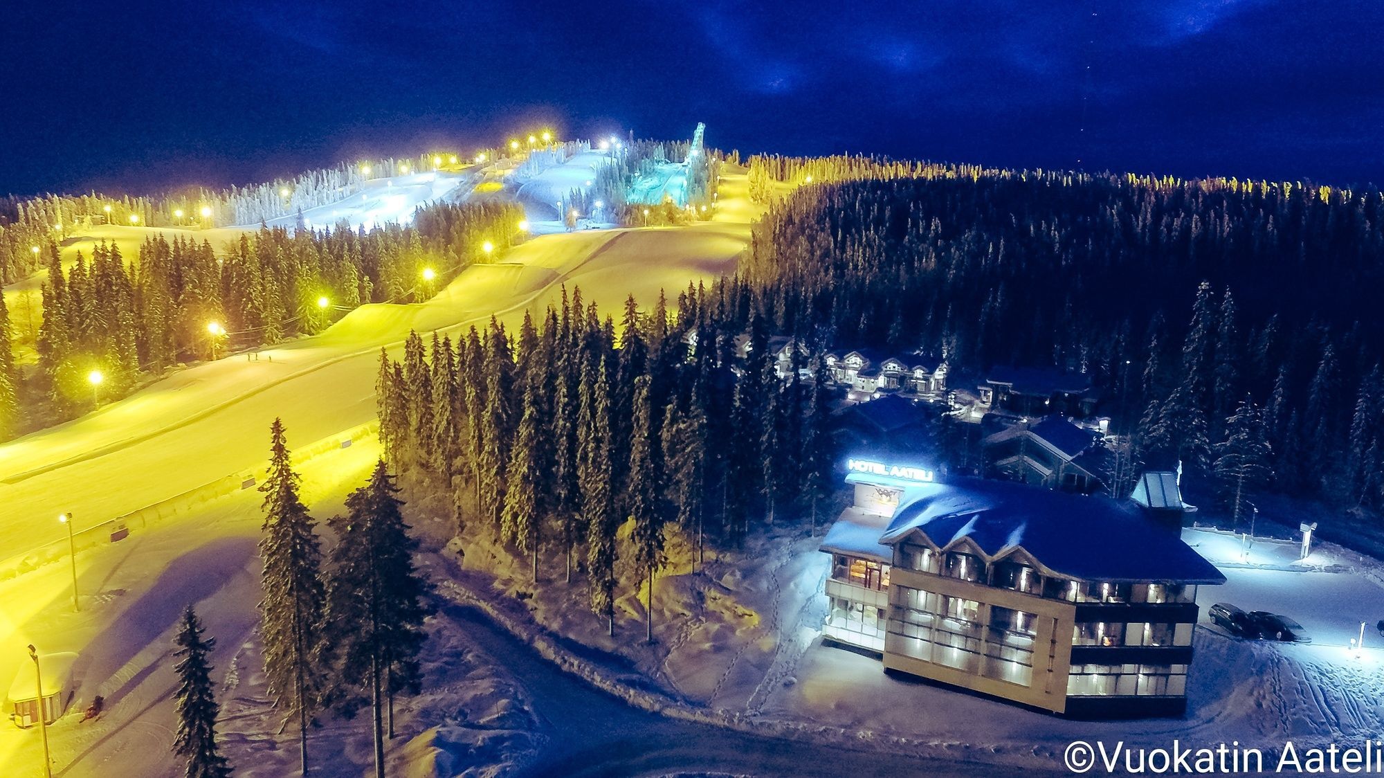 Hotel Aateli Hillside Vuokatti Exterior foto